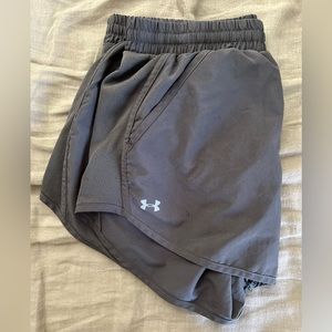 Under Armour Women’s Fly By Shorts in Charcoal, size Small
